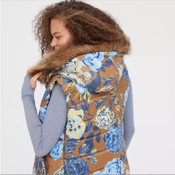 Aerie Offline Puffer Vest Floral Print Detachable Hood Faux Fur Trim Size XL - Picture 2 of 9